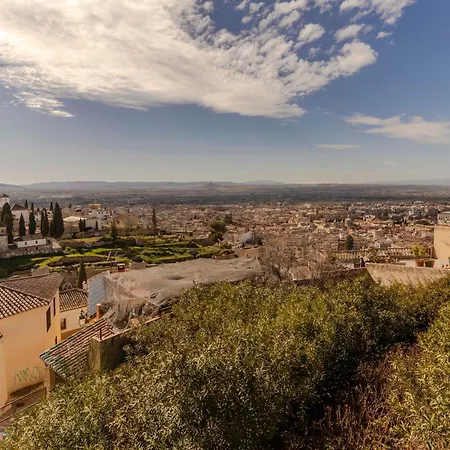 Feriehus Albalh - La Casita De La Plaza En Albaicin Con Terraza Privada Y Vistas Espectaculares Granada